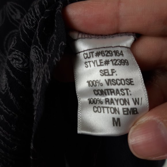 XCVI Button Up Stitch Blouse Embroider Gray Size Medium - Picture 7 of 7